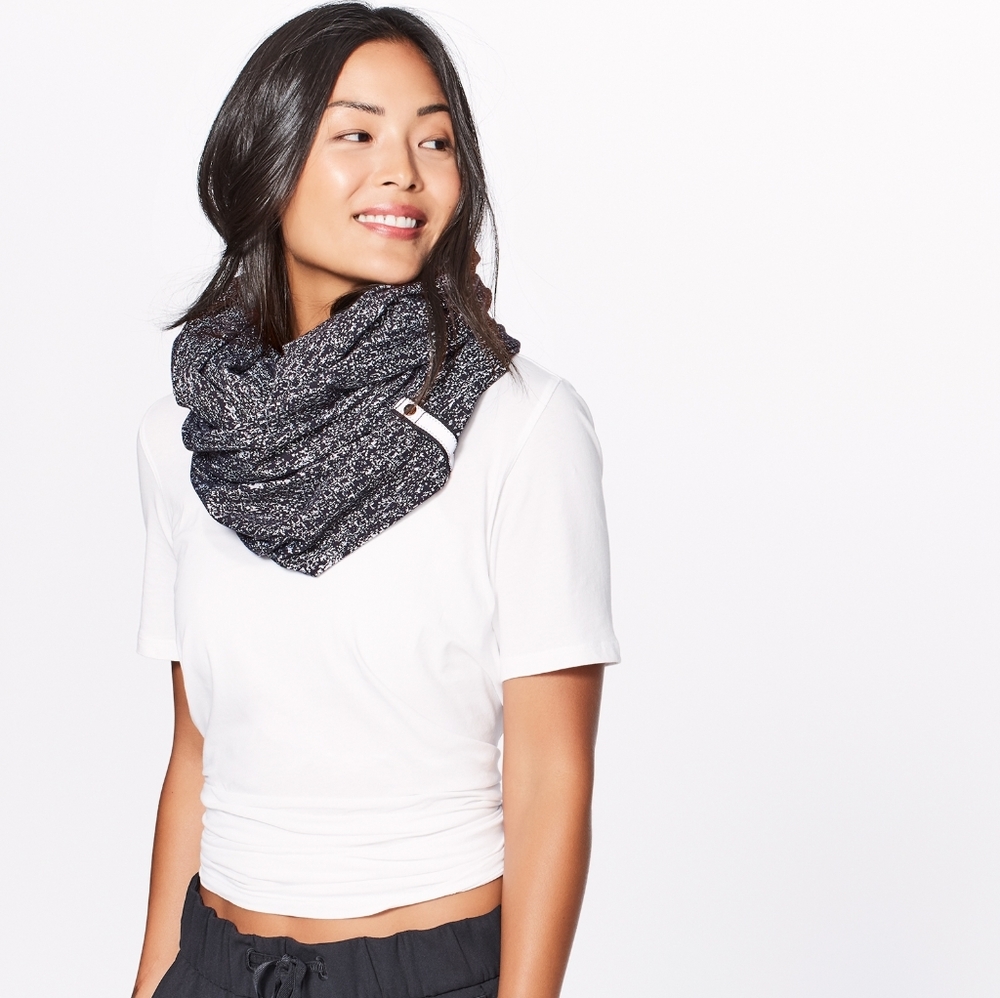 🍋Lululemon scarf 🌟New